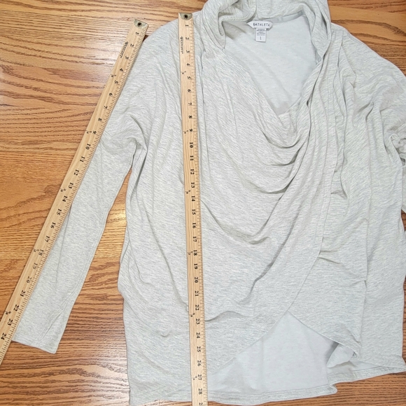 Athleta Purana Wrap Sweatshirt Womens Large Gray Pullover Hoodie Sweater YOGA - Picture 3 of 11